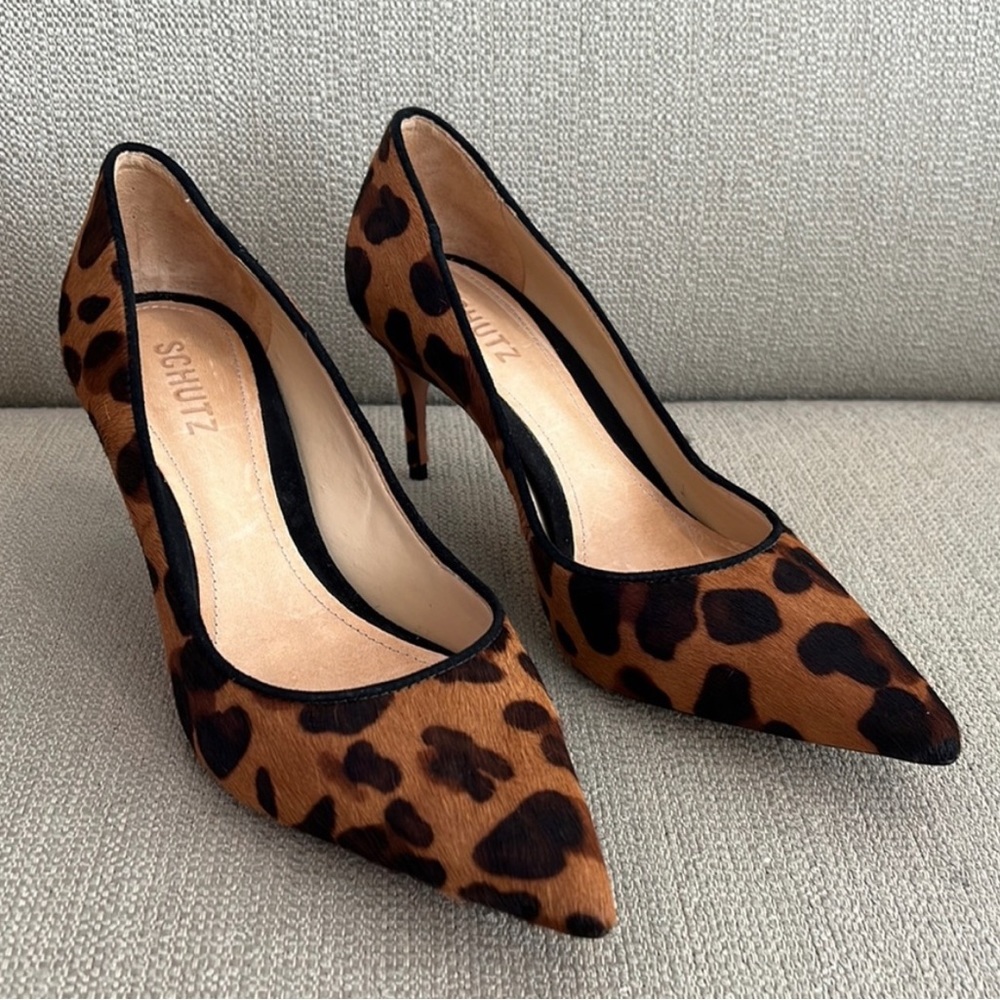 NEW SCHUTZ Leopard Print Pumps